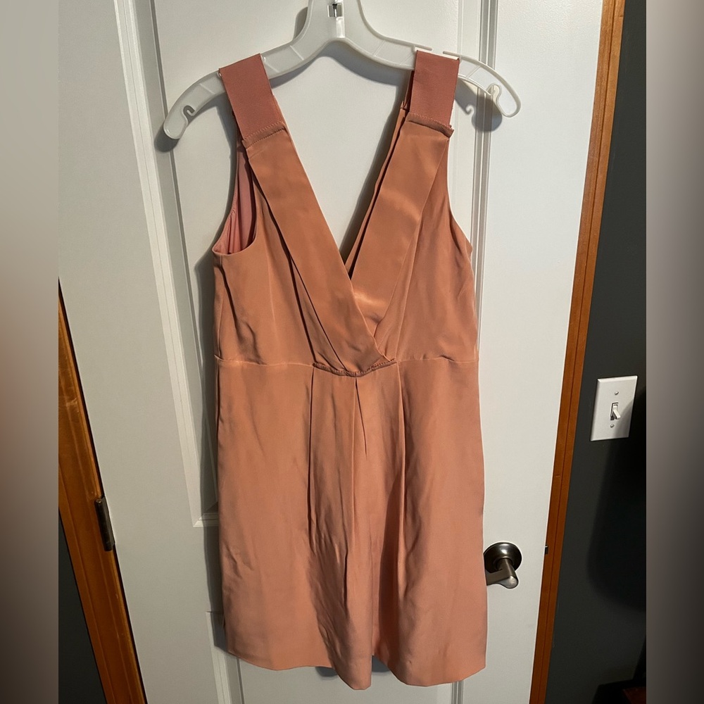 Women’s J Crew soft pink v-neck silk fitted cocktail bridal dress